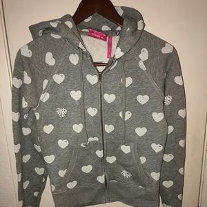 🆕 Listing!! 💕Heart hoodie with rhinestones 💕